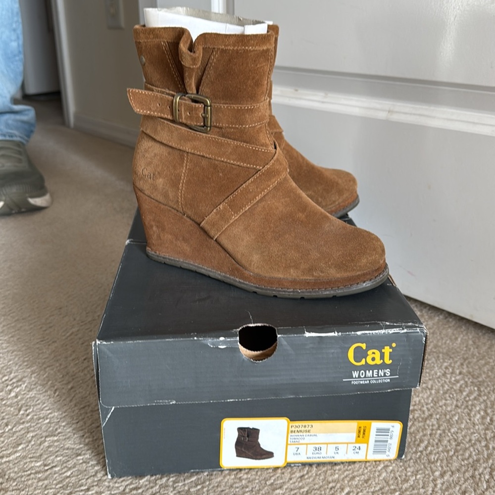 Cat wedge booties. Size 7 (Euro 38) - Picture 3 of 5